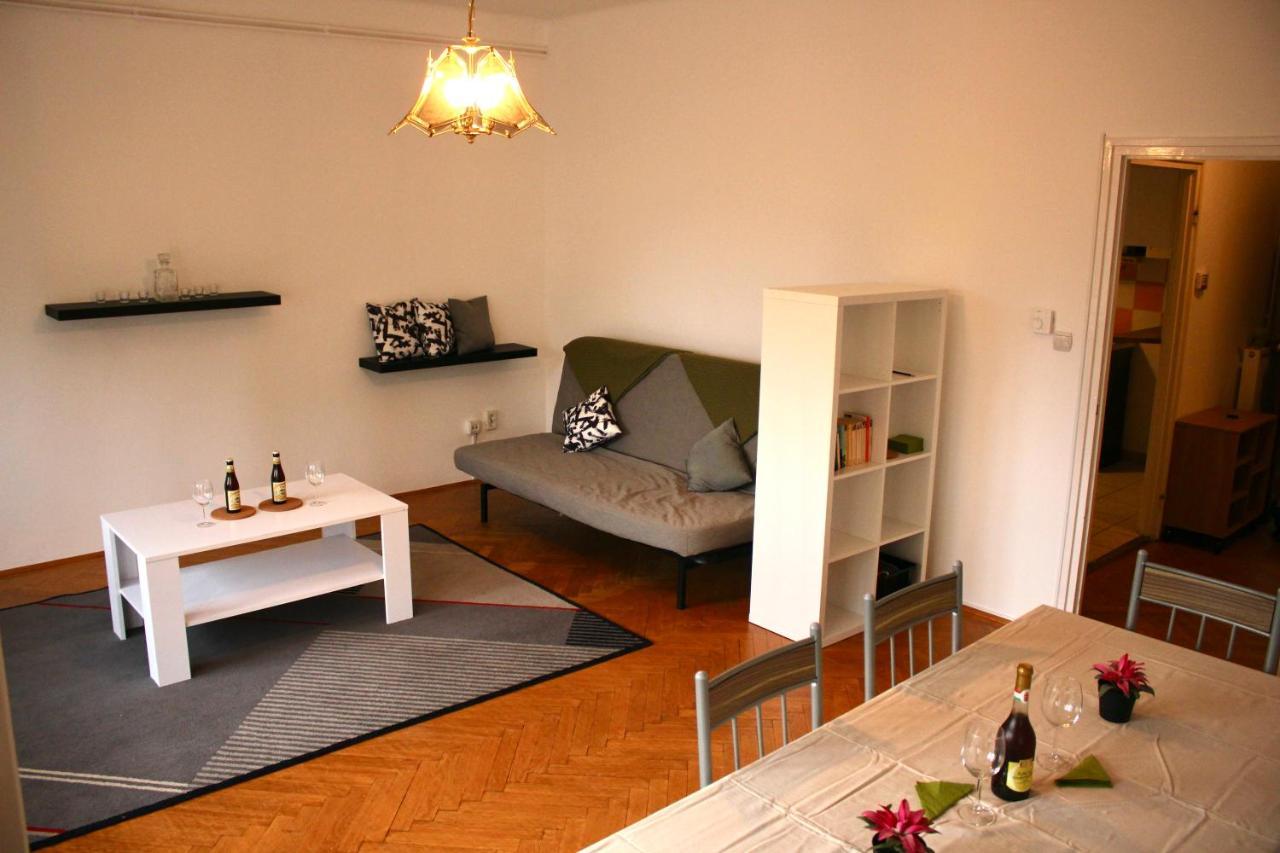Apartamento Castle Stallion Budapest Exterior foto